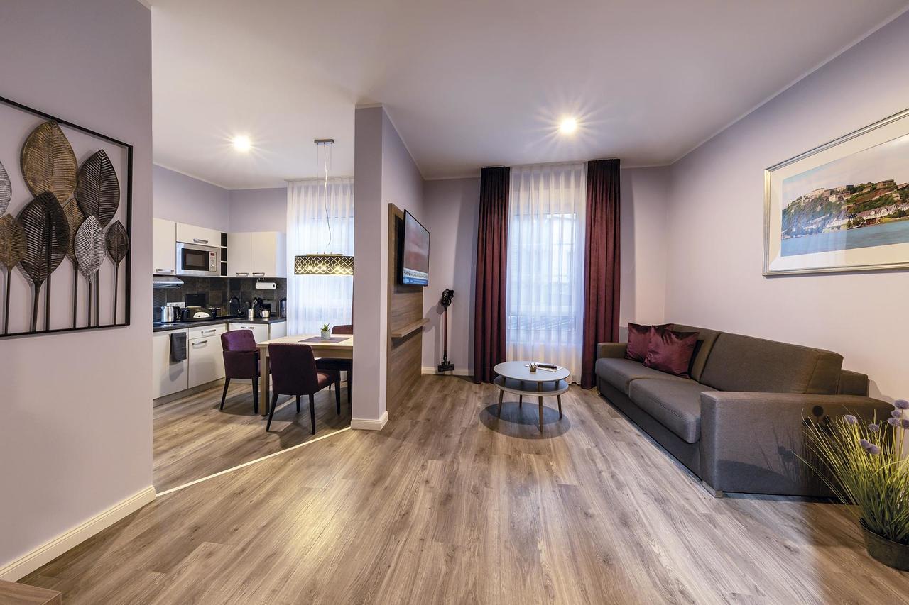 Apartmenthaus Burgenheimat In Rhens Bei Koblenz Exterior foto